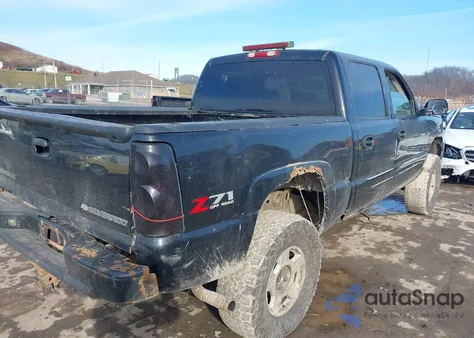 2004 Chevrolet Silverado 1500 Z71 из США, поврежденный, VIN 2GCEK13T841393333